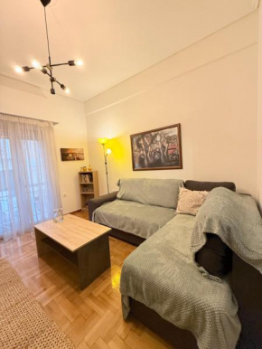 Vasia's cosy apartment in Athens, 